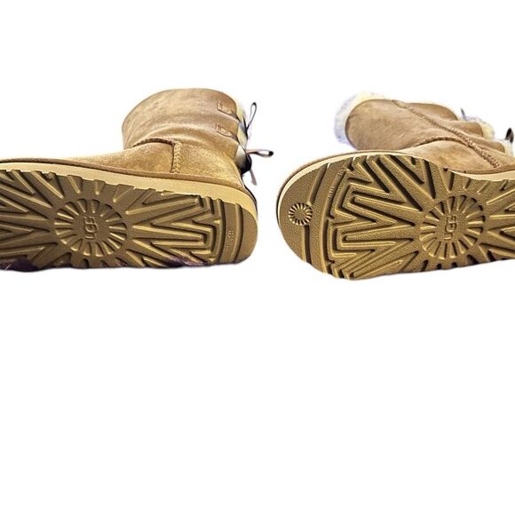 Ugg women’s Bailey Bow II, size 5, camel color. Brand new! - Picture 7 of 12